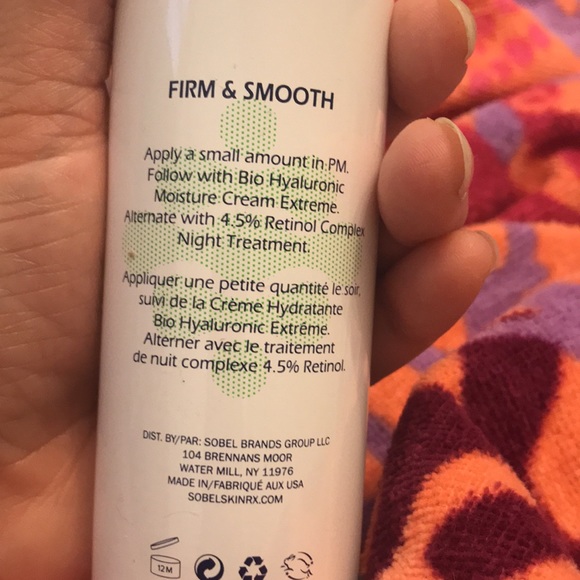 Gel serum, a pore minimizing multitasker - Picture 3 of 5